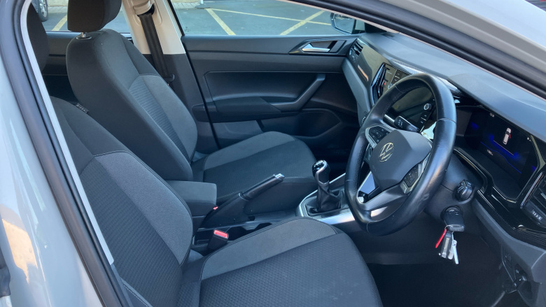 Volkswagen Polo 1.0 Life 5dr Petrol Hatchback